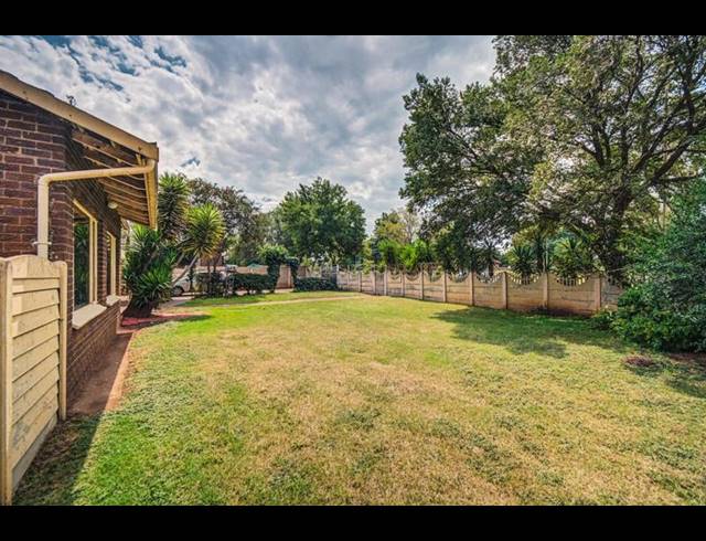 3 BEDROOM PROPERTY TO RENT IN DINWIDDIE